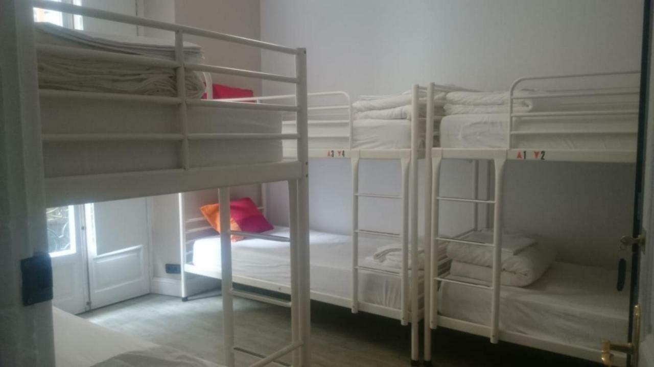 Hostel Royalty Albergue Santander Exterior photo